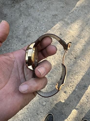 Şəxsi əşyalar: Qol saatı, rəng - Qızılı — 3