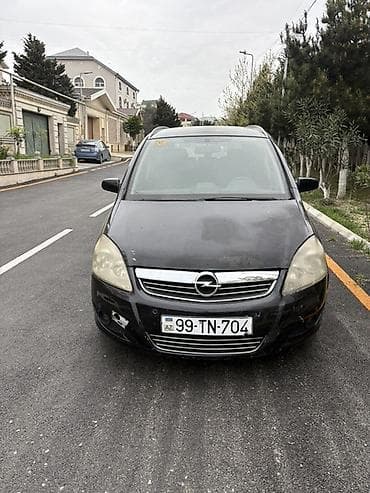 Opel Zafira, qara rəng, 7 oturacaqlı miniven. - Kuzov