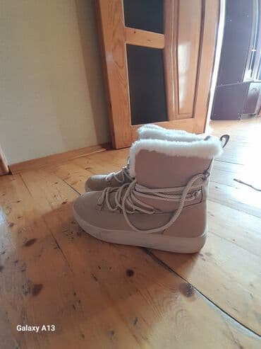 qadın üçün qış zamşa botfortları: Ölçü: 39, rəng - Bej, İşlənmiş — 1