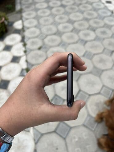 iphone 8 plus islenmis: IPhone 7, 32 GB, Qara, Barmaq izi — 5