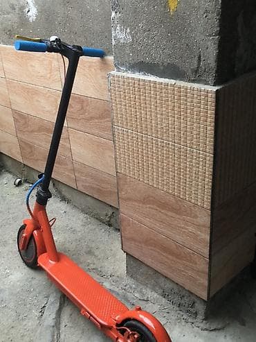 elektro gitarlar: Elektrik skuter satlır təcili Real alciya Endirm var Max sürər 33.34 — 2