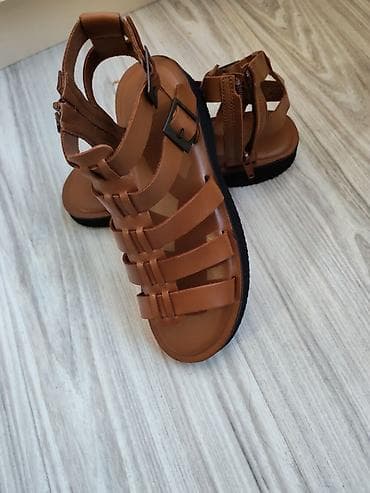 Qadın sandaleti – qəhvəyi gladiator üslubu - Brend: Zara - Ölçü: 38