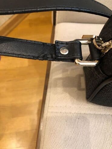 qaşlı çanta: US Polo ASSN canta seliqeli yaxsi vezyyetdedir. Ancaq qulpu — 2