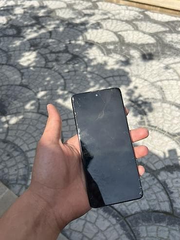 telefon iphone 12: Samsung Galaxy A51, rəng - Qara, Barmaq izi — 2