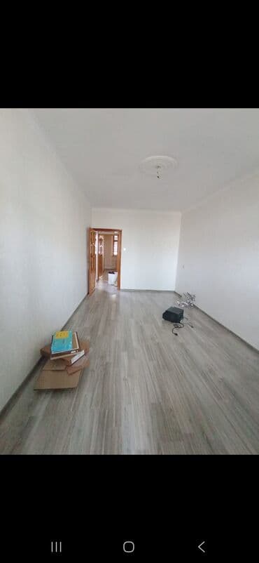 Mənzillərin satışı: 17ci mk tiny 4cu mer 2otaqlı boş ev kirayə verilir istilik sistemi — 3