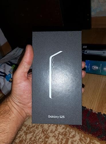 e 250 cdi: Samsung Galaxy S25, rəng - Qara — 1