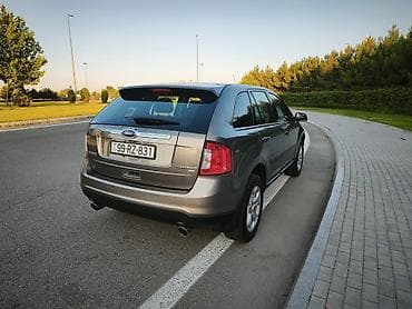 e 3 2: Ford Edge: 3.5 l | 2013 il 232650 km Ofrouder/SUV — 6