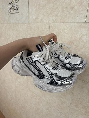 ayaqab: Кроссовки Balenciaga, размер 3723,5см стелька,обуты 1 раз,не подошел — 2