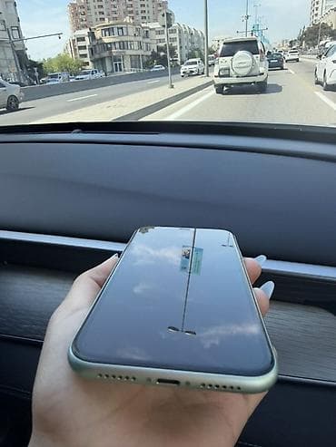 iphone 12 mini korpus: IPhone 11, 64 GB, Yaşıl, Face ID — 4