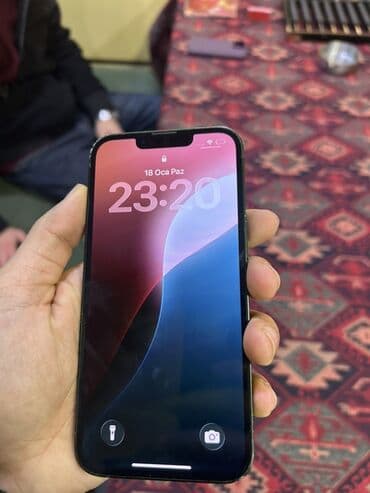 Bentley: IPhone 13, Yaşıl, Face ID — 3