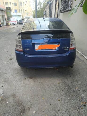 Tavalar: Toyota Prius: 1.5 l | 2008 il Sedan — 5