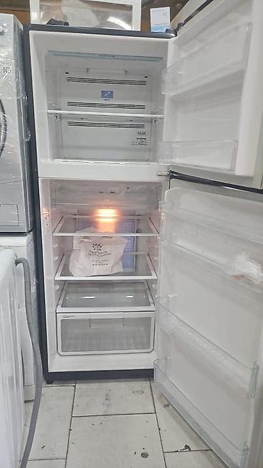 irşad electronics soyuducular indesit: 2 qapılı Hitachi Soyuducu Satılır, rəng - Qara — 2