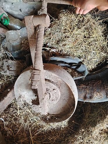 gürcüstan ehtiyat hisseleri: Metall konstruksiya və ehtiyat hissələri dəsti Təsvir: - Ağır — 7