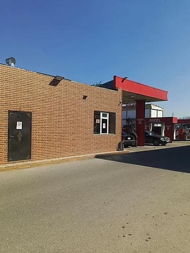 Kommersiya daşınmaz əmlakının satışı: 🚨 SATILIR – QUBA ŞƏHƏR MƏRKƏZİNDƏ YOL KƏNARINDA HAZIR GƏLİRLİ BİZNES! — 8