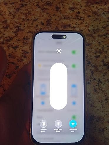 apple m1: IPhone 16 Pro, 256 GB, Natural Titanium, Face ID, Simsiz şarj — 1