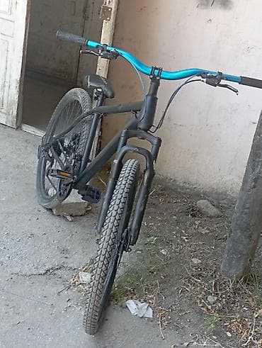aurus velosiped: Dağ/şəhər tipli velosiped Xüsusiyyətlər: - Rəng: mat qara, mavi detal — 3