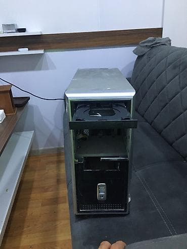 vga hdmi: Korpuslu masaüstü kompüter (ATX mid-tower) - Korpus: metal, ön — 1