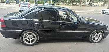 mersedes c class: Kandisonerde isleyir Mercedes-Benz sedan interyeri və texniki — 10