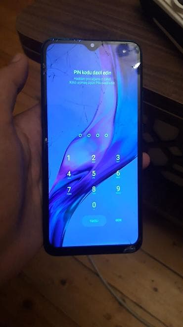 samsung tab s2: Xiaomi Mi 9, 64 GB, rəng - Mavi, 
 Qırıq — 1