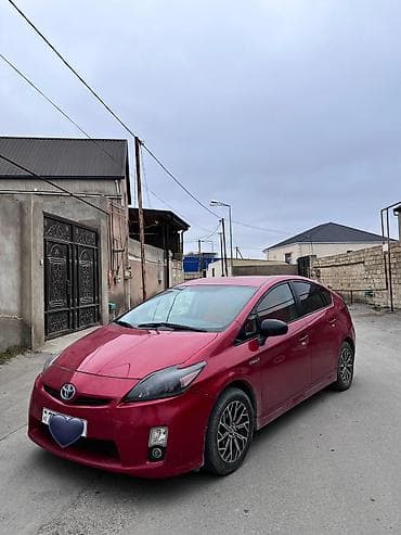 Aksesuarlar və tüninq: Toyota Prius: 1.8 l | 2011 il Hetçbek — 3