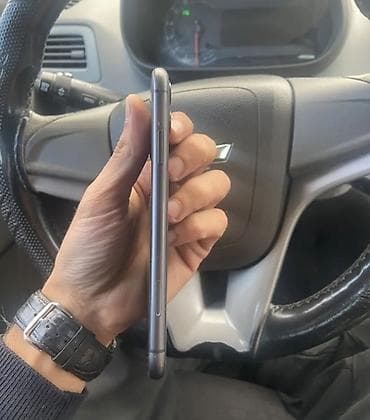 lalafo iphone 12: IPhone 11, 128 GB, Qara, Face ID — 2