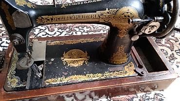 korg pa 700 kreditle: Antik mexaniki tikiş maşını — “Госшвеймашина” (SSRİ istehsalı) - — 2