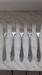 məktəb ləvazimatları: Cengeller 1 manat — 3