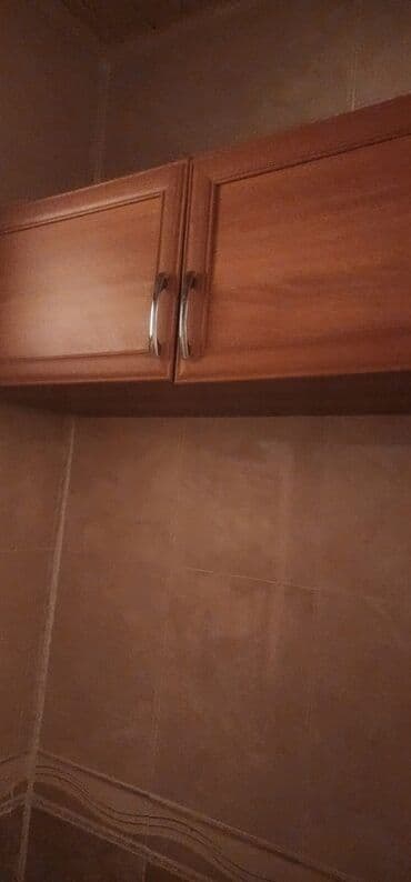 Tovuz, 4 otaqlı, Köhnə tikili, 180 kv. m