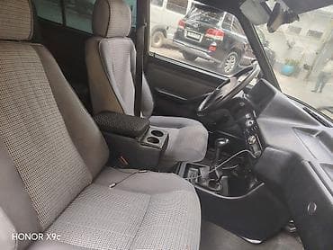 avto servis: Satılır: Sarı-qara rəng sxemli sedan/hetçbek tipli minik avtomobili — 6