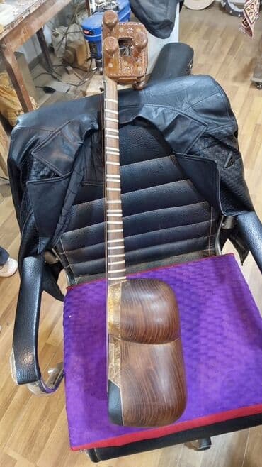 Gitaralar: Məhsul: Tar (Azərbaycan milli simli musiqi aləti) - Ümumi görünüş — 1