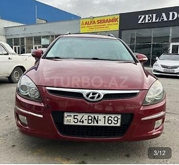 Hyundai i30 CW (universal) – bord rəngli, praktik və geniş ailə