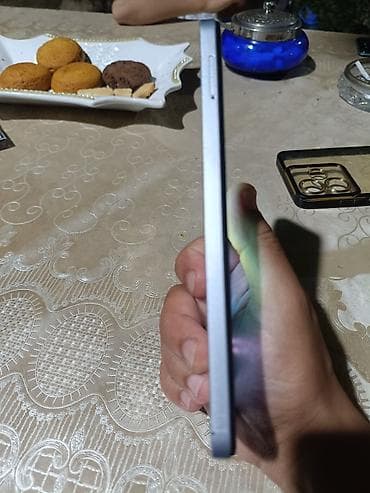 samsung galaxy tab e: Infinix Hot 30, 256 GB, rəng - Gümüşü, Sensor — 2
