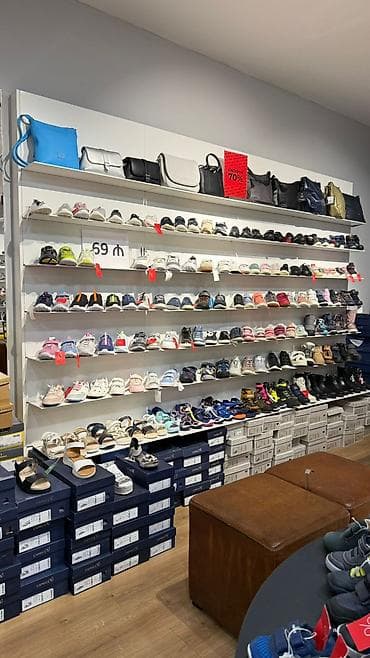 moniken: Dukan baglandigindan mebel tecili satilir. Real aliciya endirim — 9