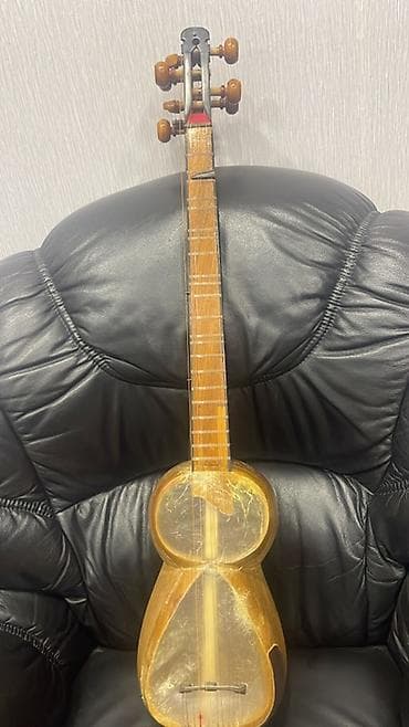 Milli musiqi aləti – tar

Qiymetde razilashmag olar — 1