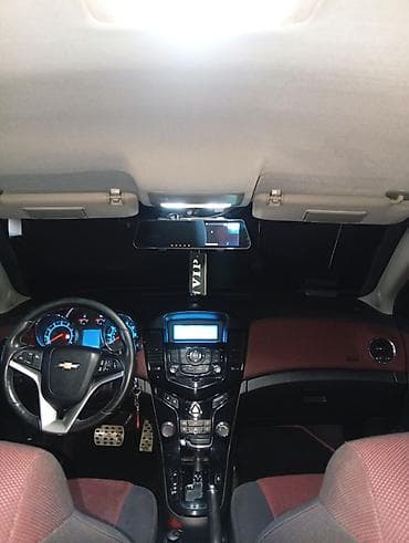 stop fara: Chevrolet Cruze: 1.4 l | 2012 il 330000 km Sedan — 10