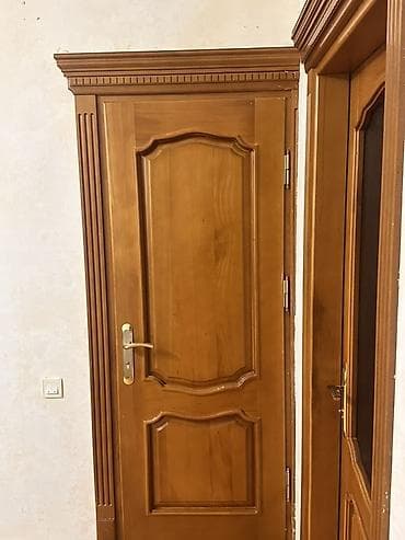Taxta interyer qapıları – klassik dizayn - Material: təbii ağac (qoz — 6