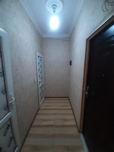 kiraye evler gence: 1 otaqlı mənzil – mətbəx və sanitar qovşaqla - Plan: 1 otaq, dəhliz — 3