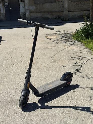 Salam skuter idyal vəziyyətdir hec bir problemi yoxdur otur sür