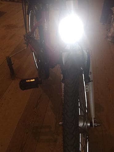 Velosipedlər: Alman velosipedi 20 lik əla vəziyyətdədir uşaq az müddət evdə sürüb — 5