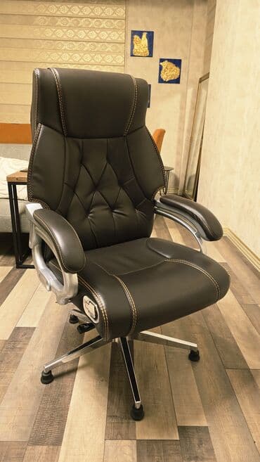 Təkərli, Qolları tənzimlənmir, Süni dəri