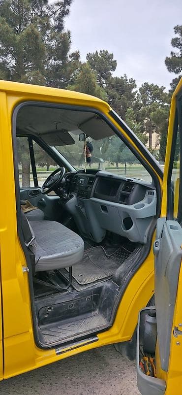 Продажа авто: Ford Transit: 2.2 л | 2009 г. Фургон — 9