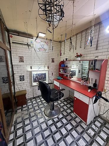 1 nəfər lazımdır arenda yarba yarıdır işlək yerdir 5 ildir