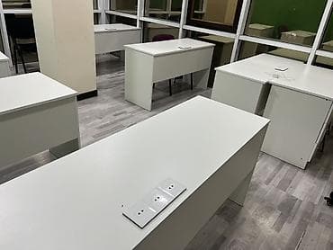 ofis ustolu: İşçi üçün, Dördbucaq masa — 4