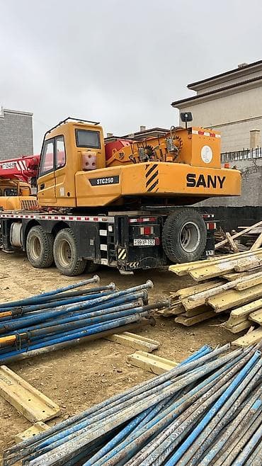 кран: SANY STC250 avtokran - Model: STC250 - Tip: Avtokran (özünüdaşıyan — 3