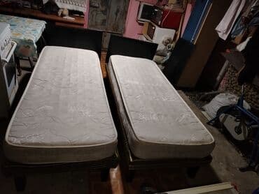 tek kravat işlenmiş: İşlənmiş, Təknəfərlik çarpayı, Bazasız, Matrassız, Siyirməsiz — 2