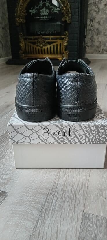 bot ayaqqabı: Kisi ayaqqabisi 41 olcu.Temmiz deri Turk istehsali Fast step firmasi — 6