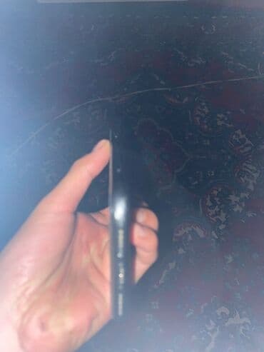 cat ekran: IPhone 11, 128 GB, Qara, Face ID — 3