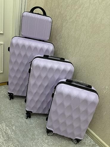 4-lü sərt korpuslu çamadan dəsti - Rənglər: bənövşəyi (lavanda) və