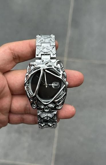 slava saat: Fərqli dizayna sahib qol saatı - Korpus və qolbaq: tam metal, xrom — 1
