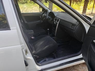 luaz satilir: VAZ (LADA) Priora: 1.6 l | 2013 il 210000 km Sedan — 7